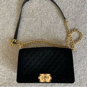 Crossbody purse